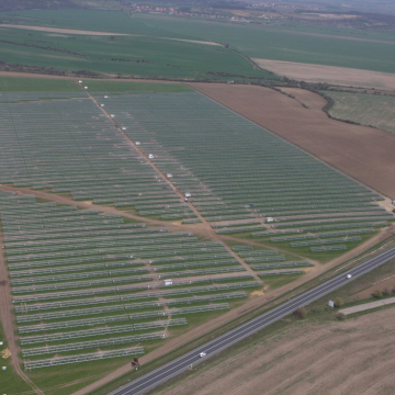 Výstavba fotovoltaické elektrárny 35,1 MWp, Vepřek