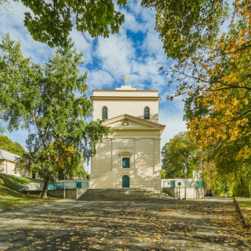 Kostel sv. Václava s hrobkou Metternichů