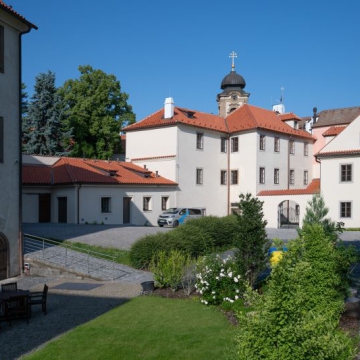 Stavební úpravy objektů Trčkových domů a zahrady