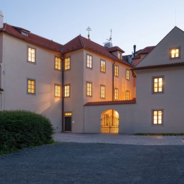 Stavební úpravy objektů Trčkových domů a zahrady