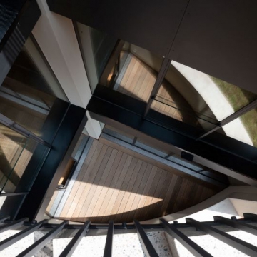 Bytový dům s galerií - Malá Strana